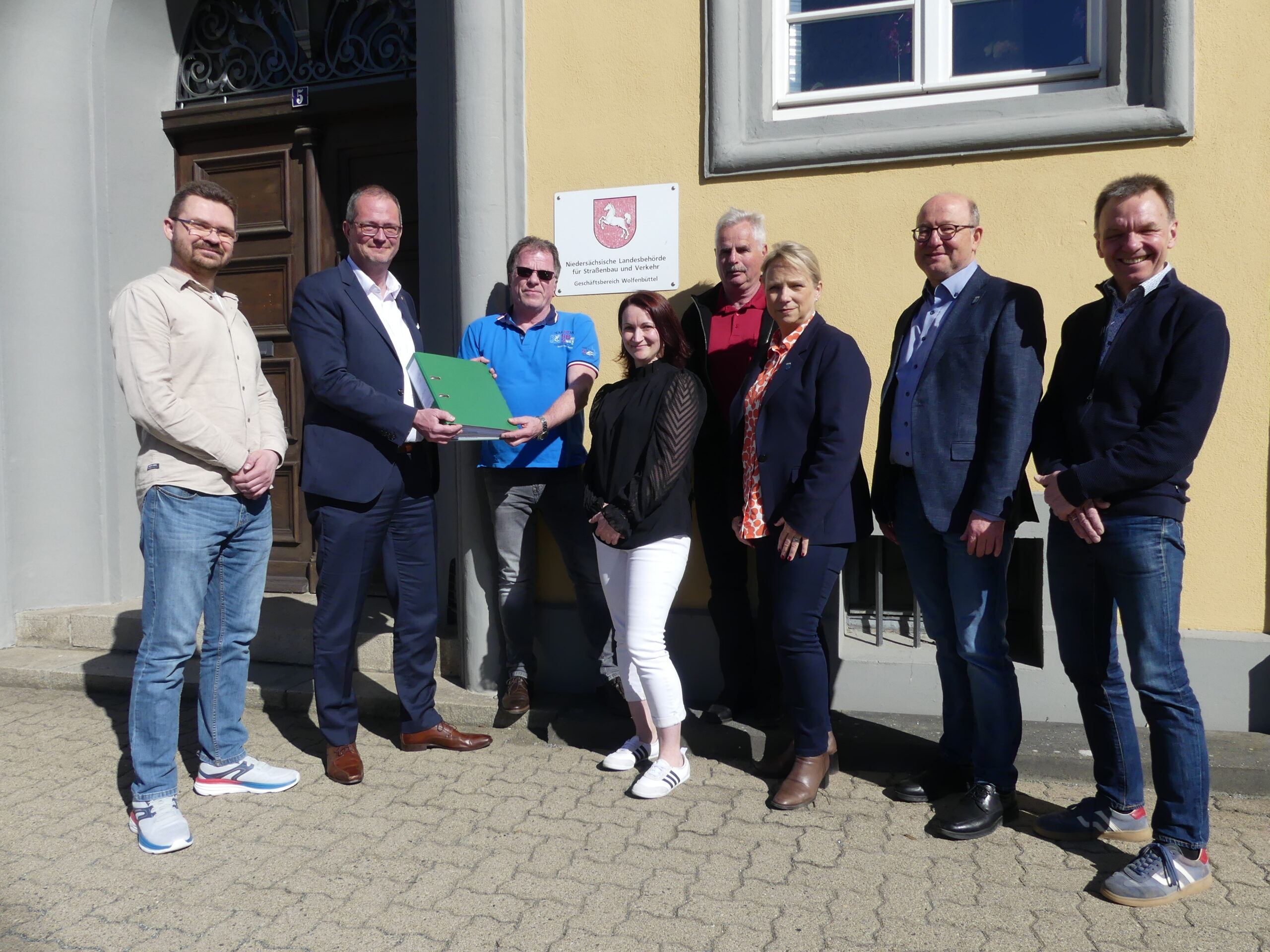 Übergabe Radweg Leiferde Ettenbüttel